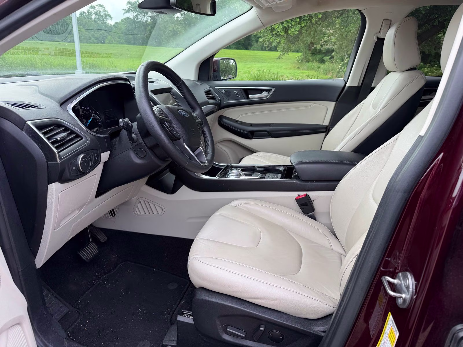 2020 Burgundy Ford Edge Titanium FWD SUV