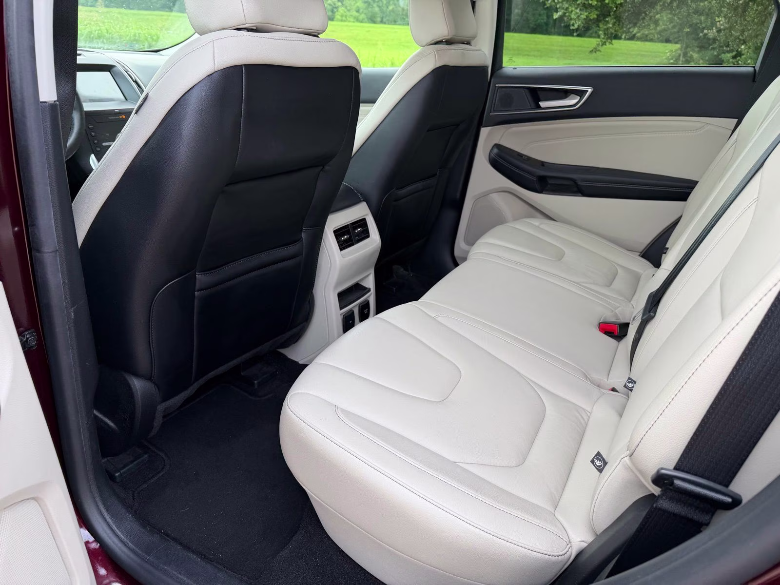 2020 Burgundy Ford Edge Titanium FWD SUV
