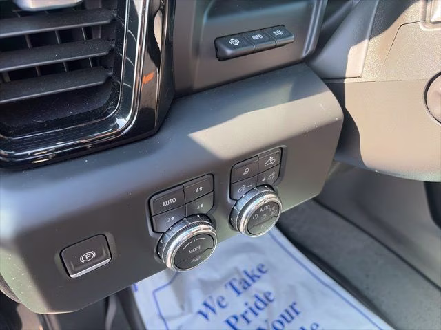 2023 Titanium GMC Sierra 1500 AT4 4X4 Truck