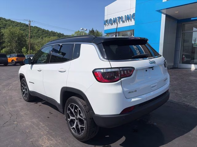 2025 Bright White Clearcoat Jeep Compass Limited 4X4 SUV