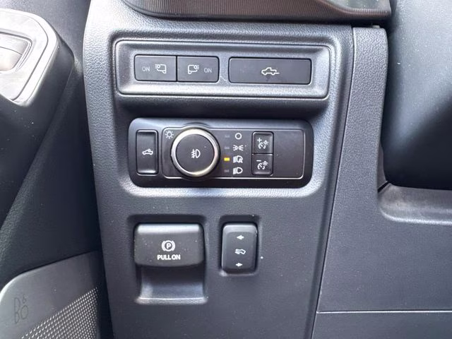 2023 Avalanche Ford F-150 Platinum 4X4 Truck