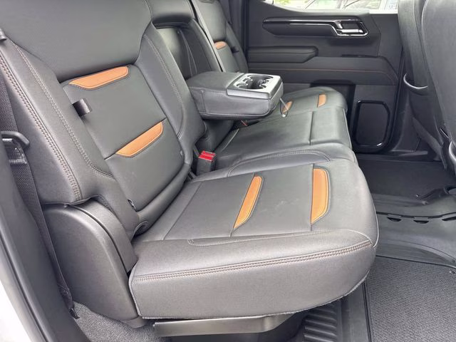 2024 Summit White GMC Sierra 1500 AT4 4X4 Truck
