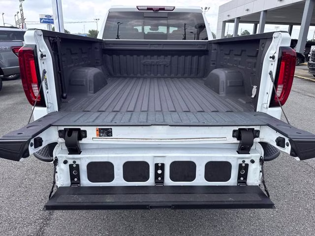 2024 Summit White GMC Sierra 1500 AT4 4X4 Truck