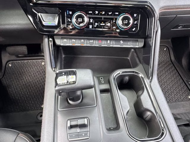 2024 Summit White GMC Sierra 1500 AT4 4X4 Truck