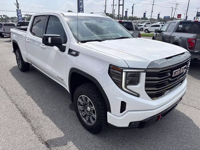 2024 Summit White GMC Sierra 1500 AT4 4X4 Truck