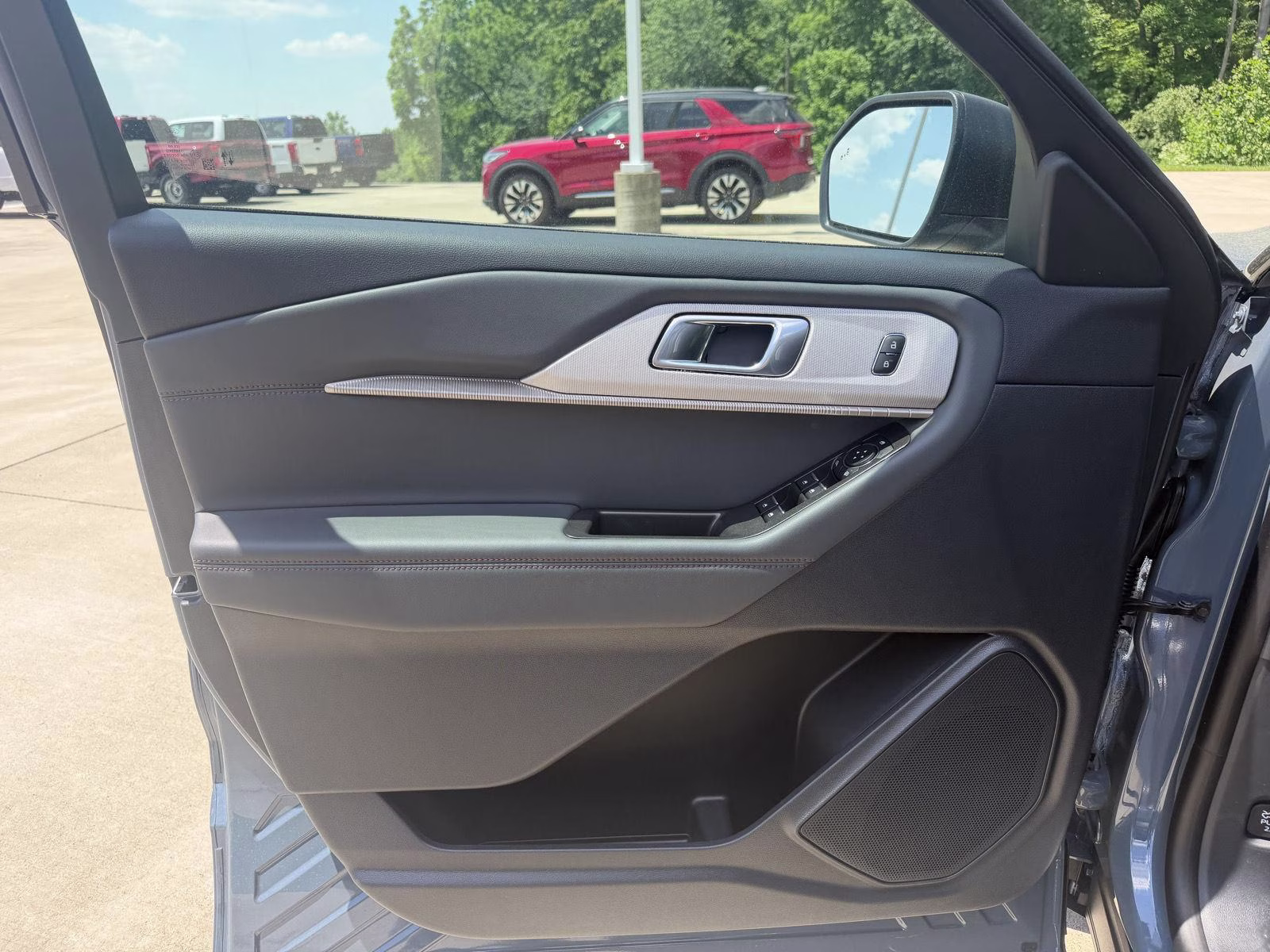 2026 Vapor Blue Ford Explorer Active w/200A Pkg 4X4 SUV