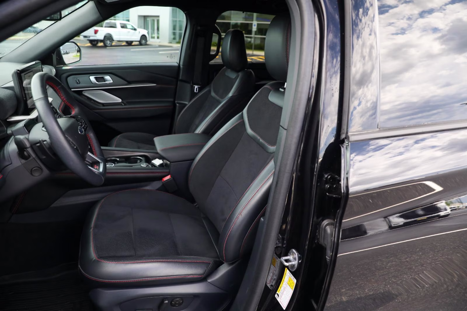 2025 Agate Black Ford Explorer ST 4X4 SUV
