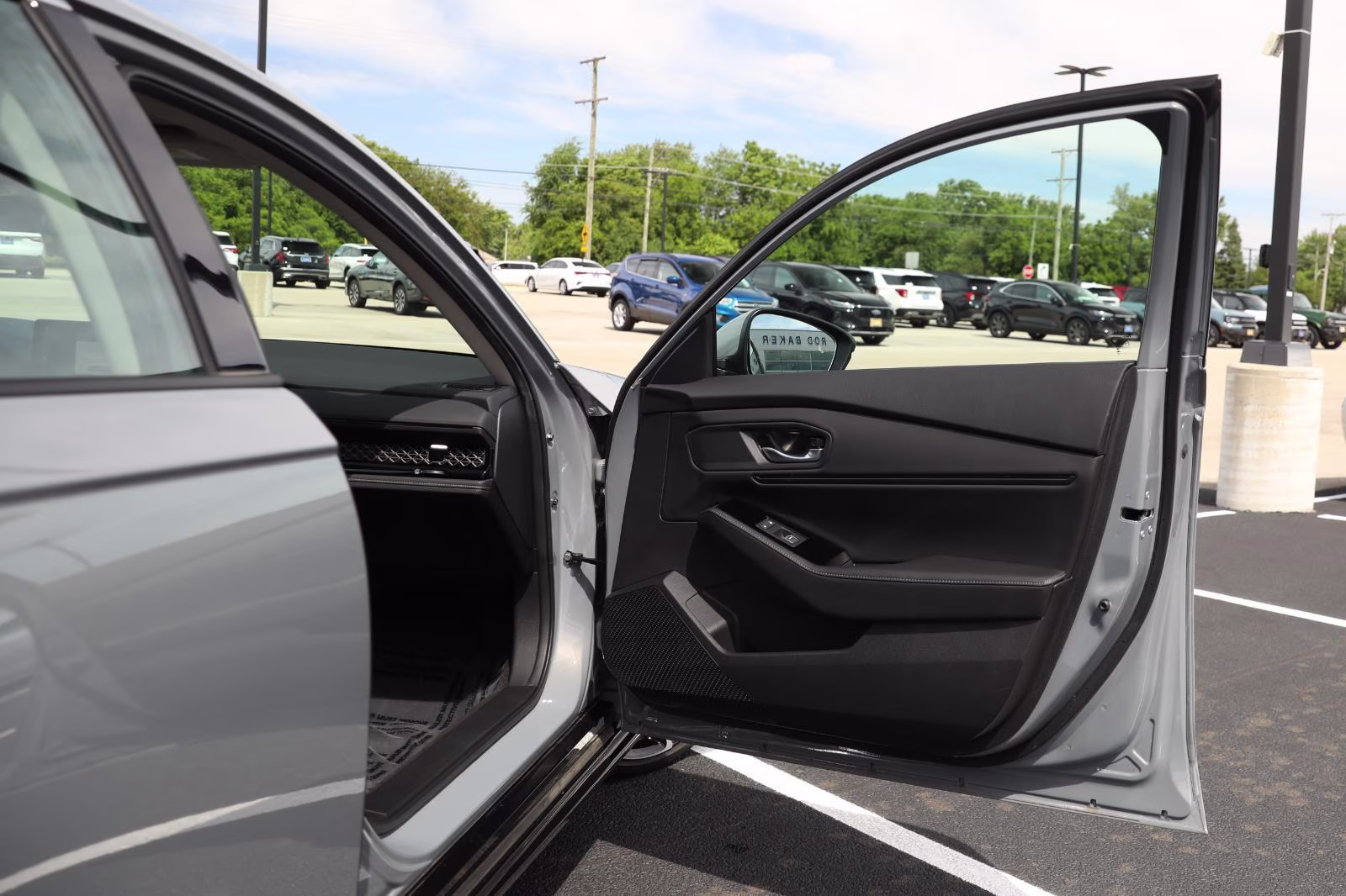 2025 Urban Gray Pearl Honda Accord Hybrid Touring FWD Sedan