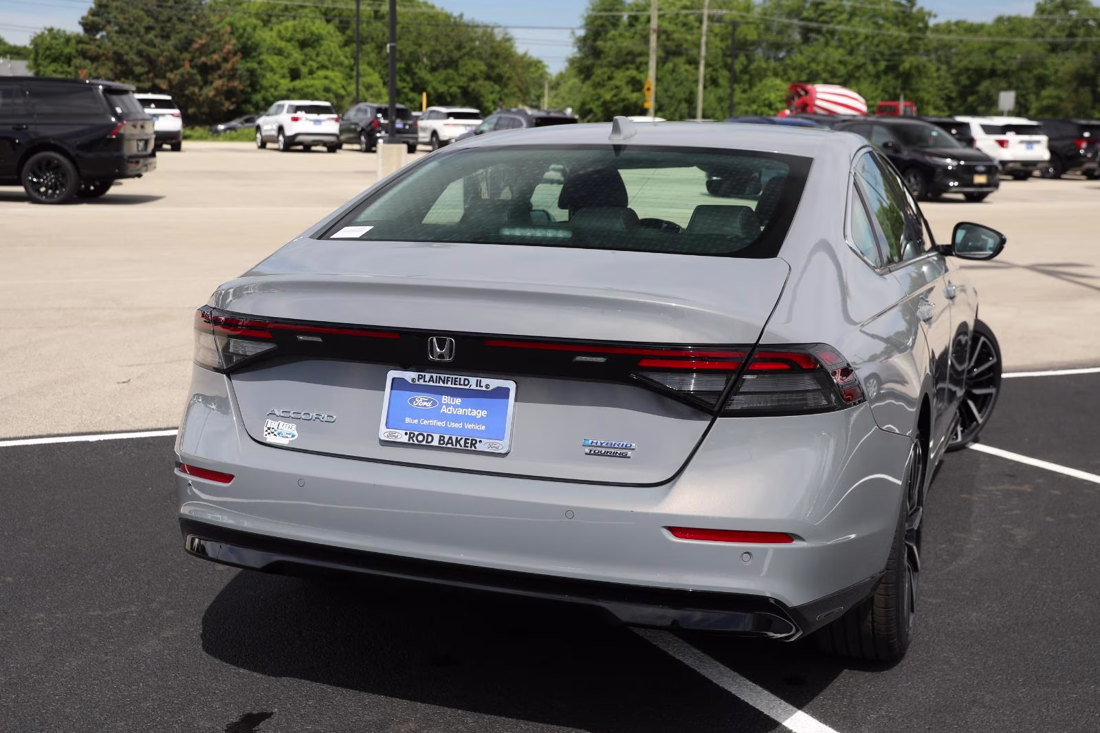 2025 Urban Gray Pearl Honda Accord Hybrid Touring FWD Sedan