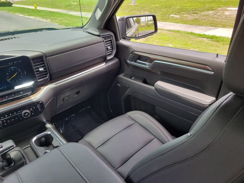 2025 Black Chevrolet Silverado RST 4X4 Truck
