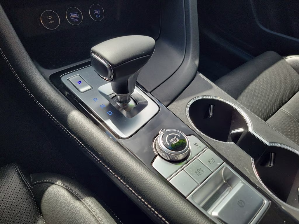2025 Vik Black Genesis G70 2.5T RWD Sedan