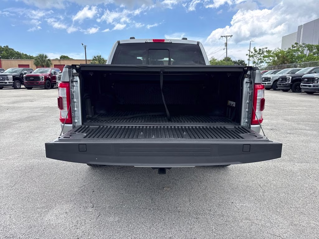 2023 Iconic Silver Metallic Ford F-150 Lariat RWD Truck