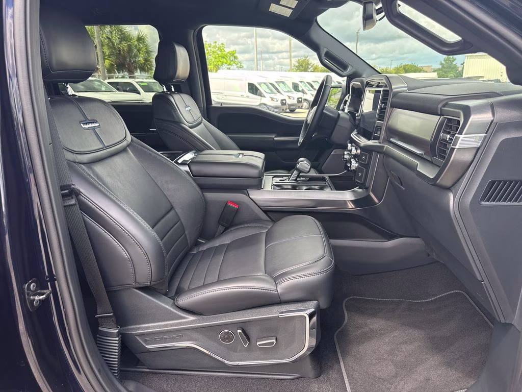 2025 Antimatter Blue Metallic Ford F-150 Platinum 4X4 Truck