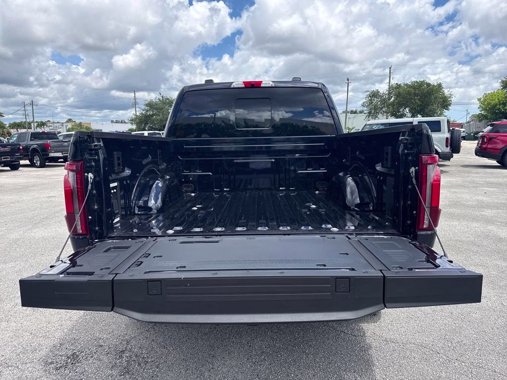 2025 Antimatter Blue Metallic Ford F-150 Platinum 4X4 Truck