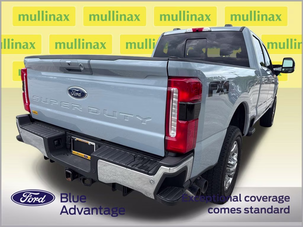 2025 Glacier Gray Metallic Tri-Coat Ford Super Duty F-250 SRW Lariat 4X4 Truck