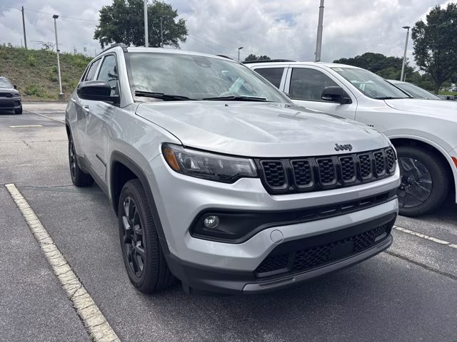 2026 Silver Zynith Metallic Clearcoat Jeep Compass Latitude Altitude 4X4 SUV