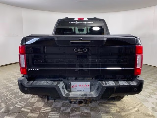 2021 Agate Black Metallic Ford Super Duty F-250 SRW Lariat 4X4 Truck