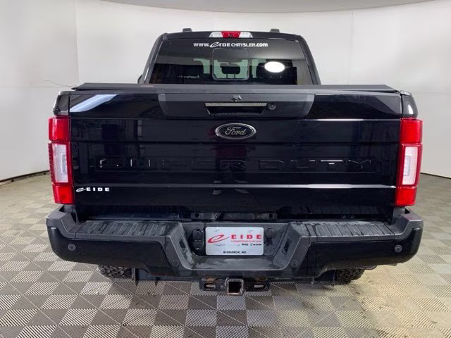 2021 Agate Black Metallic Ford Super Duty F-250 SRW Lariat 4X4 Truck