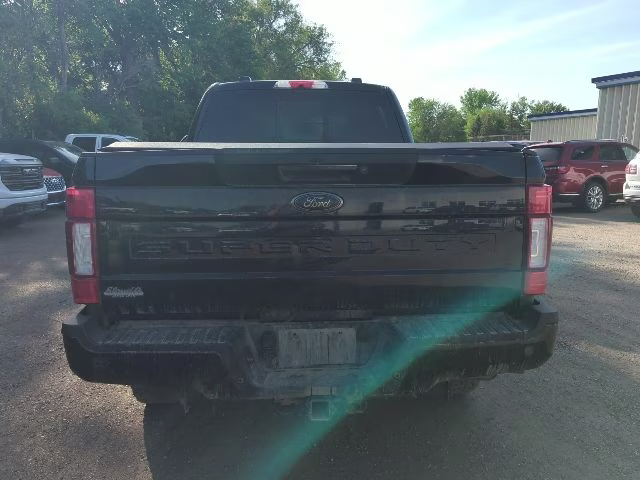 2021 Agate Black Metallic Ford Super Duty F-250 SRW Lariat 4X4 Truck