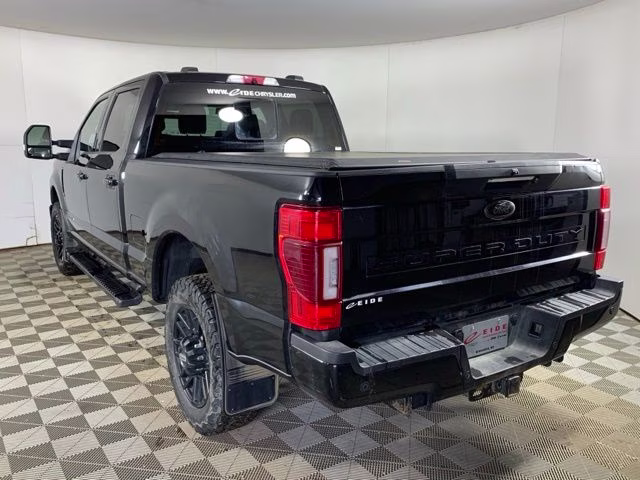 2021 Agate Black Metallic Ford Super Duty F-250 SRW Lariat 4X4 Truck