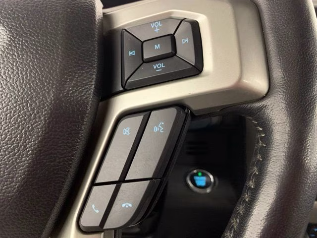 2021 Agate Black Metallic Ford Super Duty F-250 SRW Lariat 4X4 Truck