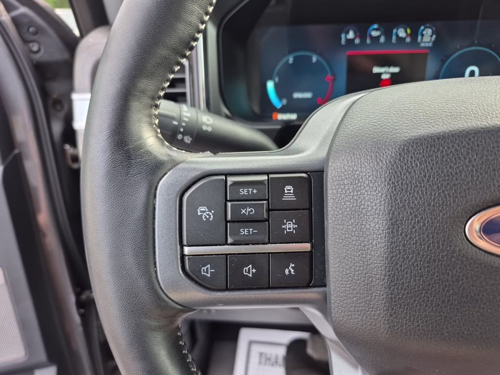 2024 Gray Metallic Ford Super Duty F-250 SRW Lariat 4X4 Truck