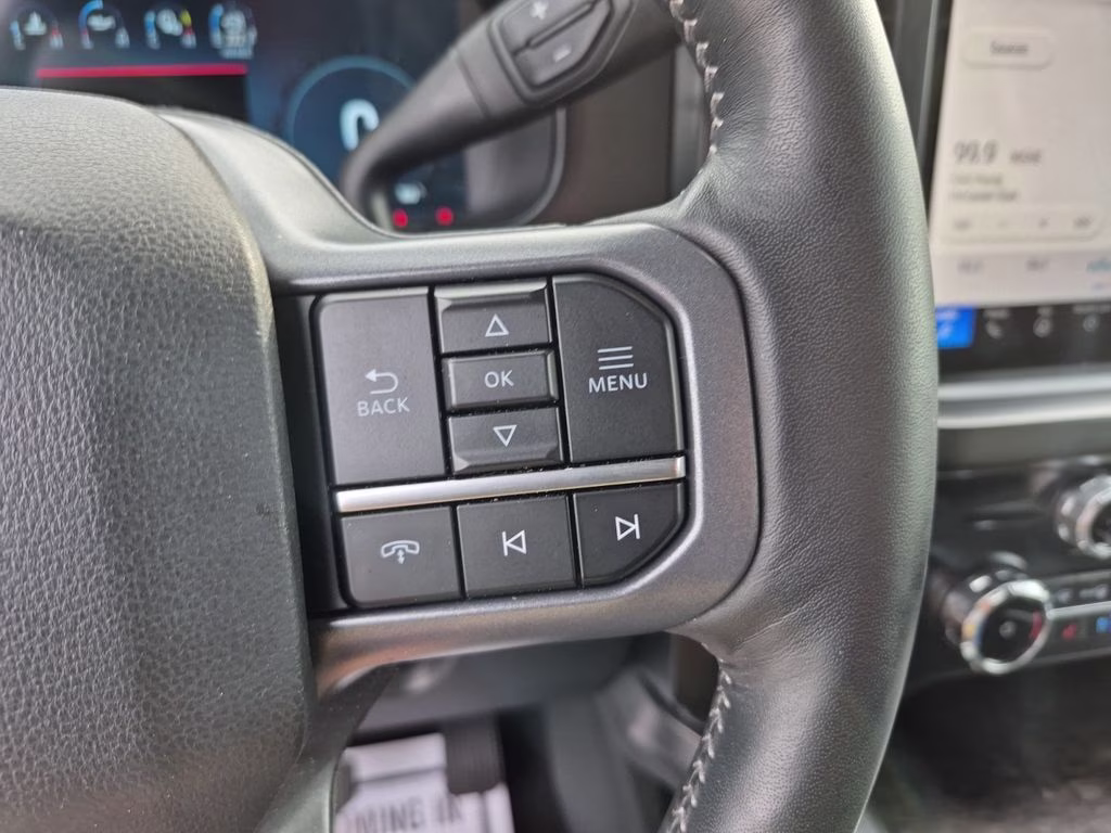 2024 Gray Metallic Ford Super Duty F-250 SRW Lariat 4X4 Truck