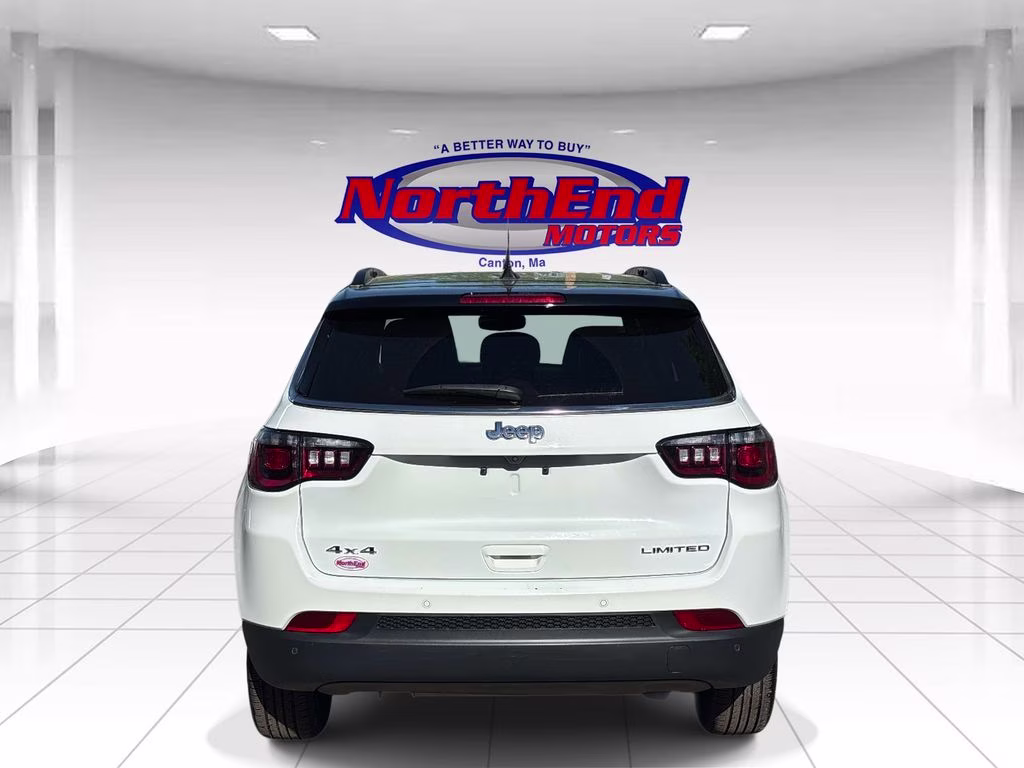 2025 Bright White Clearcoat Jeep Compass Limited 4X4 SUV