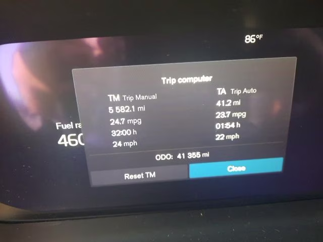2022 Champagne Volvo XC60 B5 Momentum AWD SUV