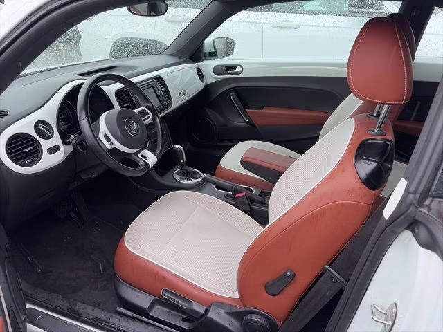 2017 Volkswagen Beetle FWD Hatchback