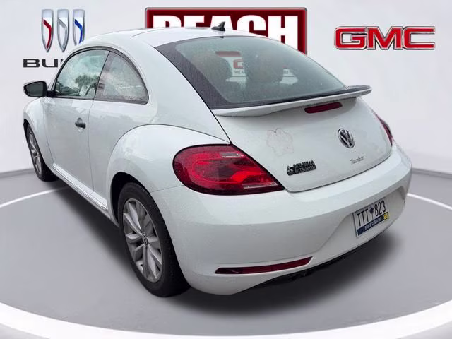 2017 Volkswagen Beetle 1.8T FWD Hatchback
