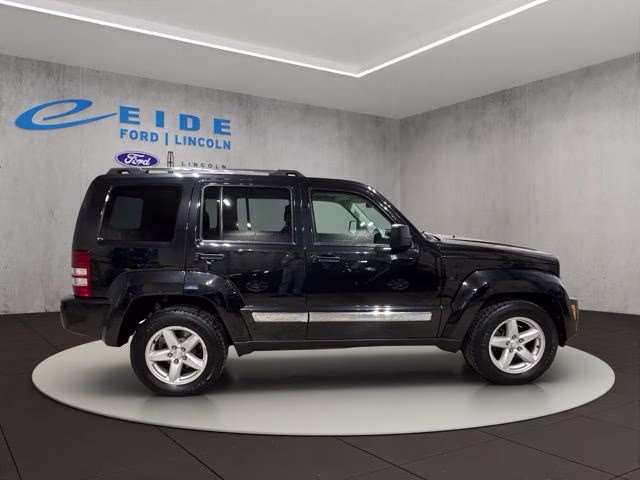 2012 Brilliant Black Crystal Pearlcoat Jeep Liberty Limited 4X4 SUV