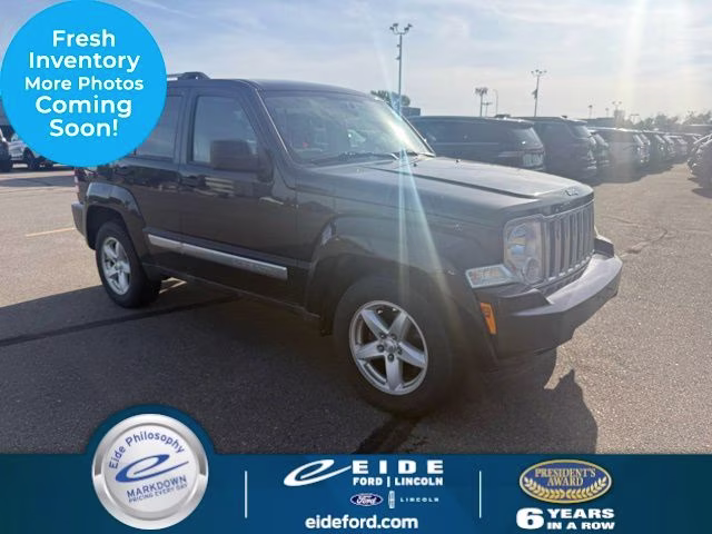 2012 Brilliant Black Crystal Pearlcoat Jeep Liberty Limited 4X4 SUV