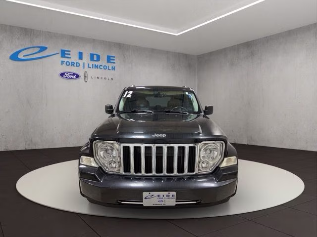 2012 Brilliant Black Crystal Pearlcoat Jeep Liberty Limited 4X4 SUV