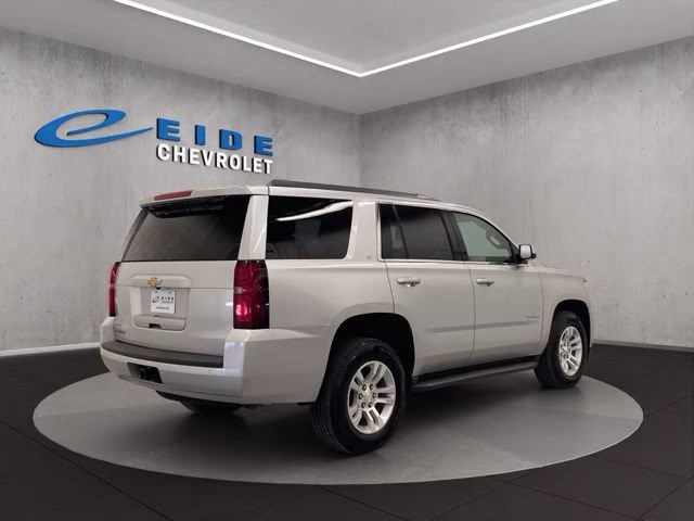 2017 Silver Ice Metallic Chevrolet Tahoe LT 4X4 SUV
