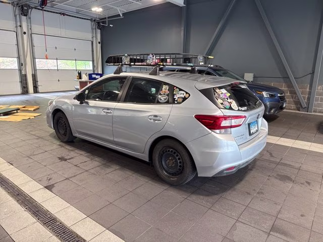 2019 Ice Silver Metallic Subaru Impreza 2.0i AWD Hatchback