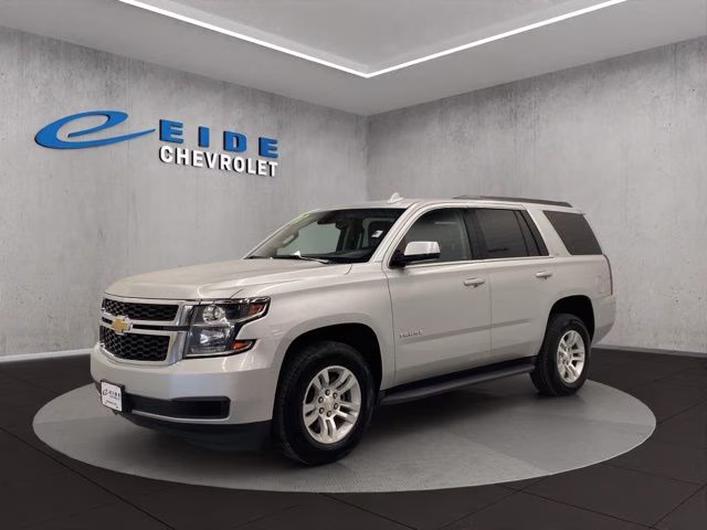 2017 Silver Ice Metallic Chevrolet Tahoe LT 4X4 SUV