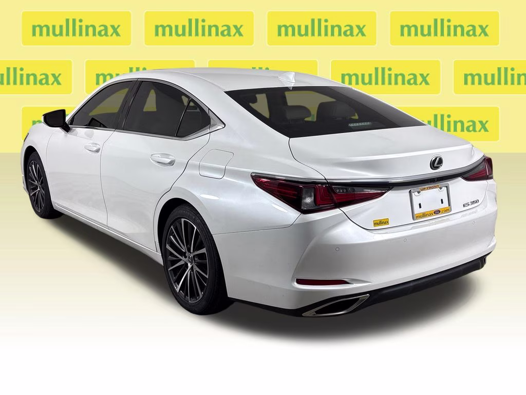 2023 White Pearl Lexus ES 350 FWD Sedan
