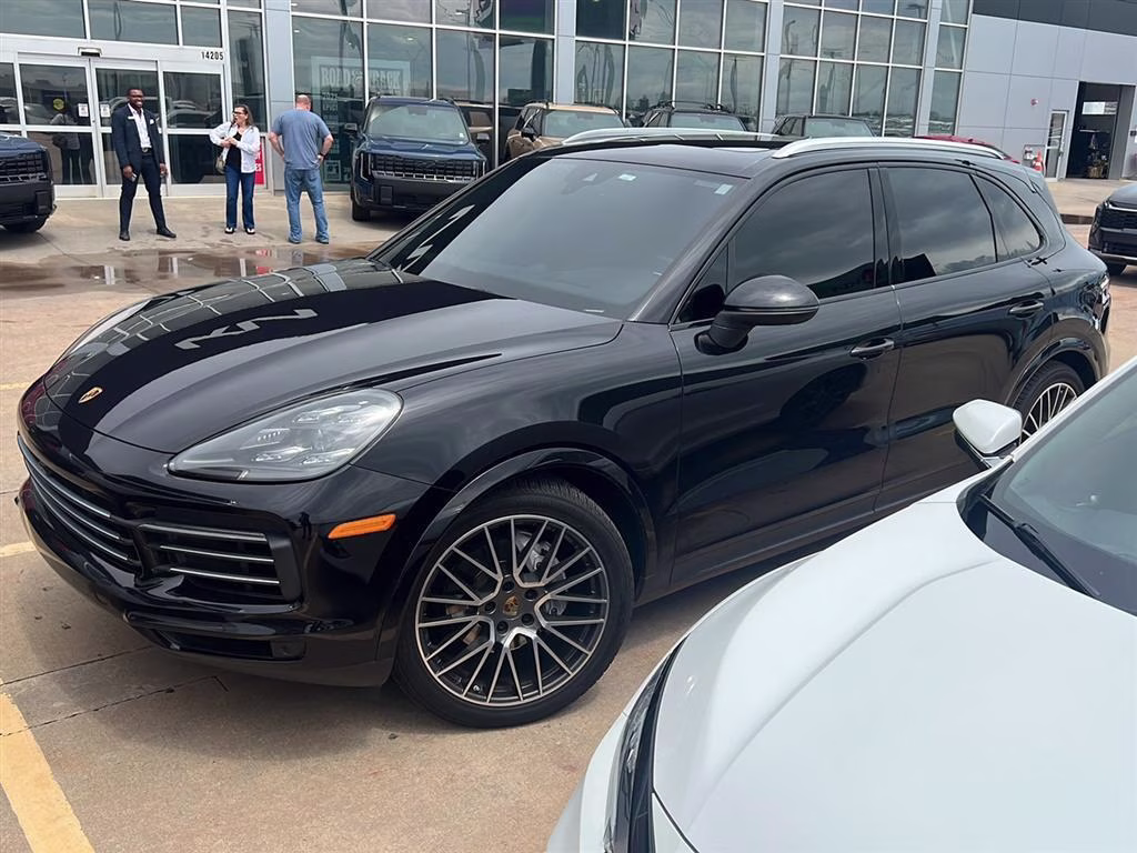 2019 Black Porsche Cayenne SUV AWD SUV