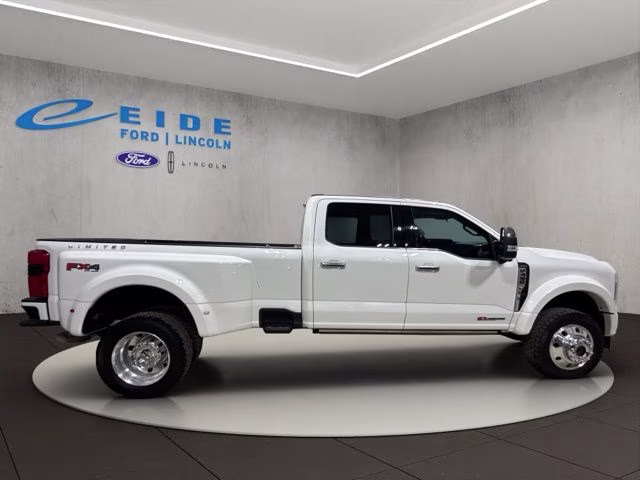 2024 Star White Metallic Tri-Coat Ford Super Duty F-450 DRW Limited 4X4 Truck
