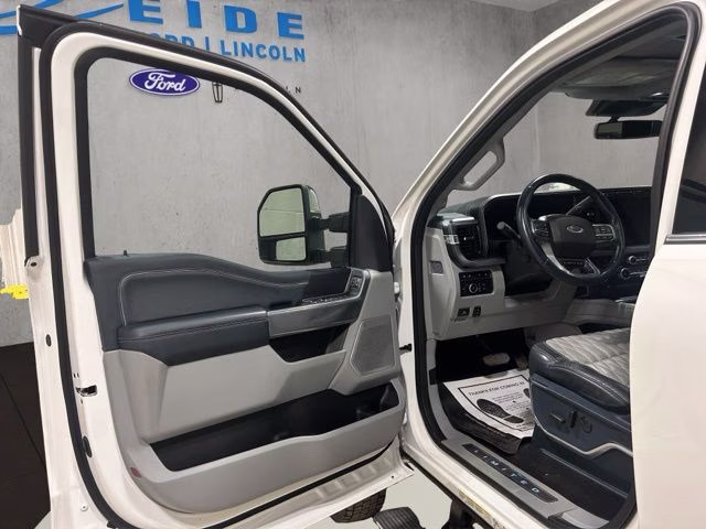 2024 Star White Metallic Tri-Coat Ford Super Duty F-450 DRW Limited 4X4 Truck