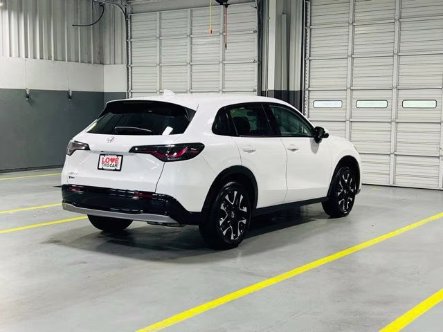 2026 Platinum White Pearl Honda HR-V EX-L FWD SUV