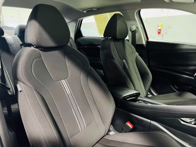 2025 Ultimate Red Hyundai Elantra SEL Convenience FWD Sedan