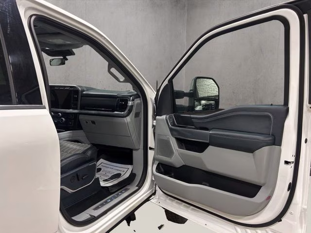 2024 Star White Metallic Tri-Coat Ford Super Duty F-450 DRW Limited 4X4 Truck