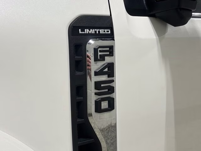 2024 Star White Metallic Tri-Coat Ford Super Duty F-450 DRW Limited 4X4 Truck