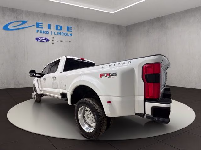 2024 Star White Metallic Tri-Coat Ford Super Duty F-450 DRW Limited 4X4 Truck