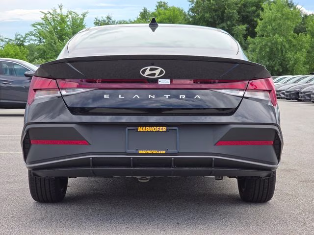 2026 Abyss Black Hyundai Elantra SEL Sport FWD Sedan