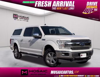 2019 White Platinum Clearcoat Metallic Ford F-150 Lariat 4X4 Truck