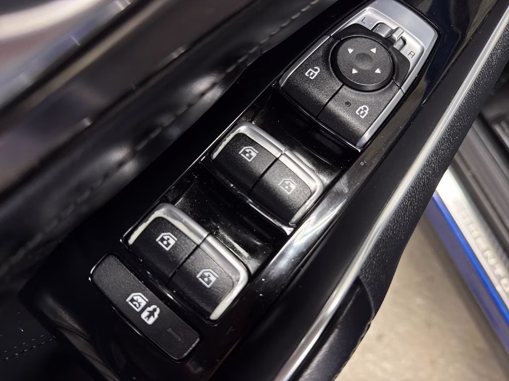 2021 Sapphire Blue Kia Sorento SX FWD SUV