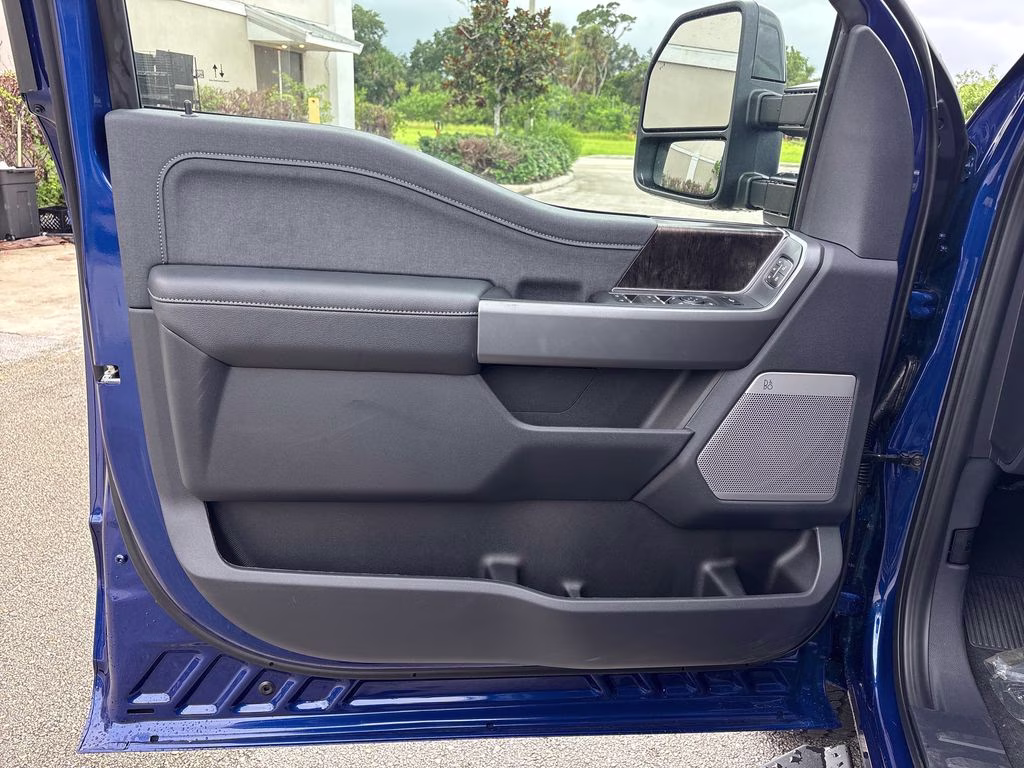 2026 Argon Blue Metallic Ford Super Duty F-250 SRW Lariat 4X4 Truck
